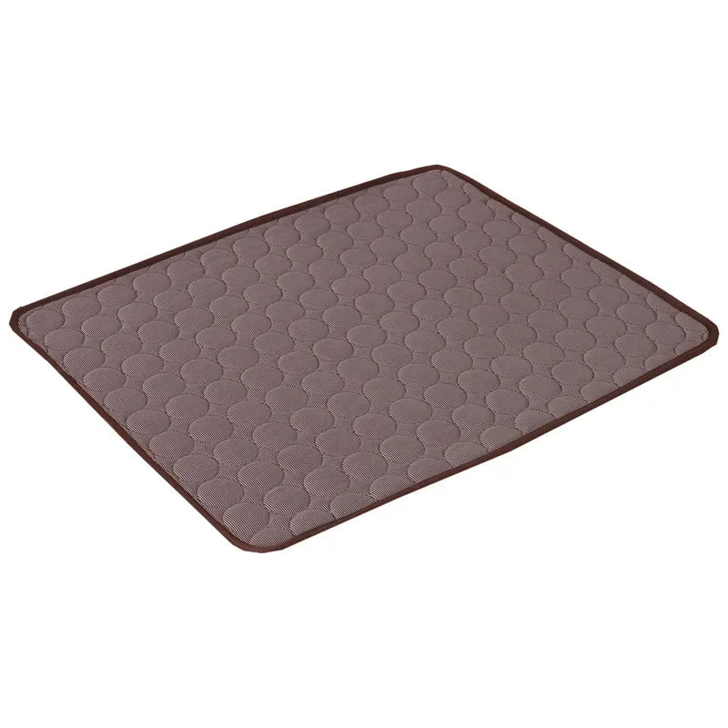 Durable cooling mat for pets – perfect for small and large dogs in summer