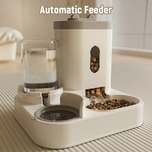 Automatic feeder and water dispenser for cats – convenient and reliable pet accessory