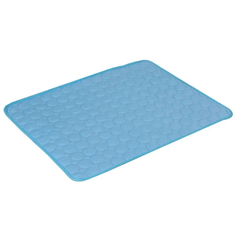 Durable cooling mat for pets – perfect for small and large dogs in summer